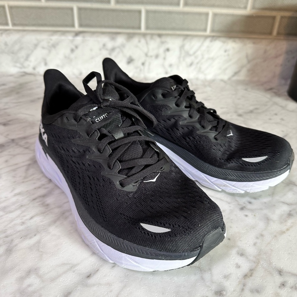 8.5 Hoka shoes